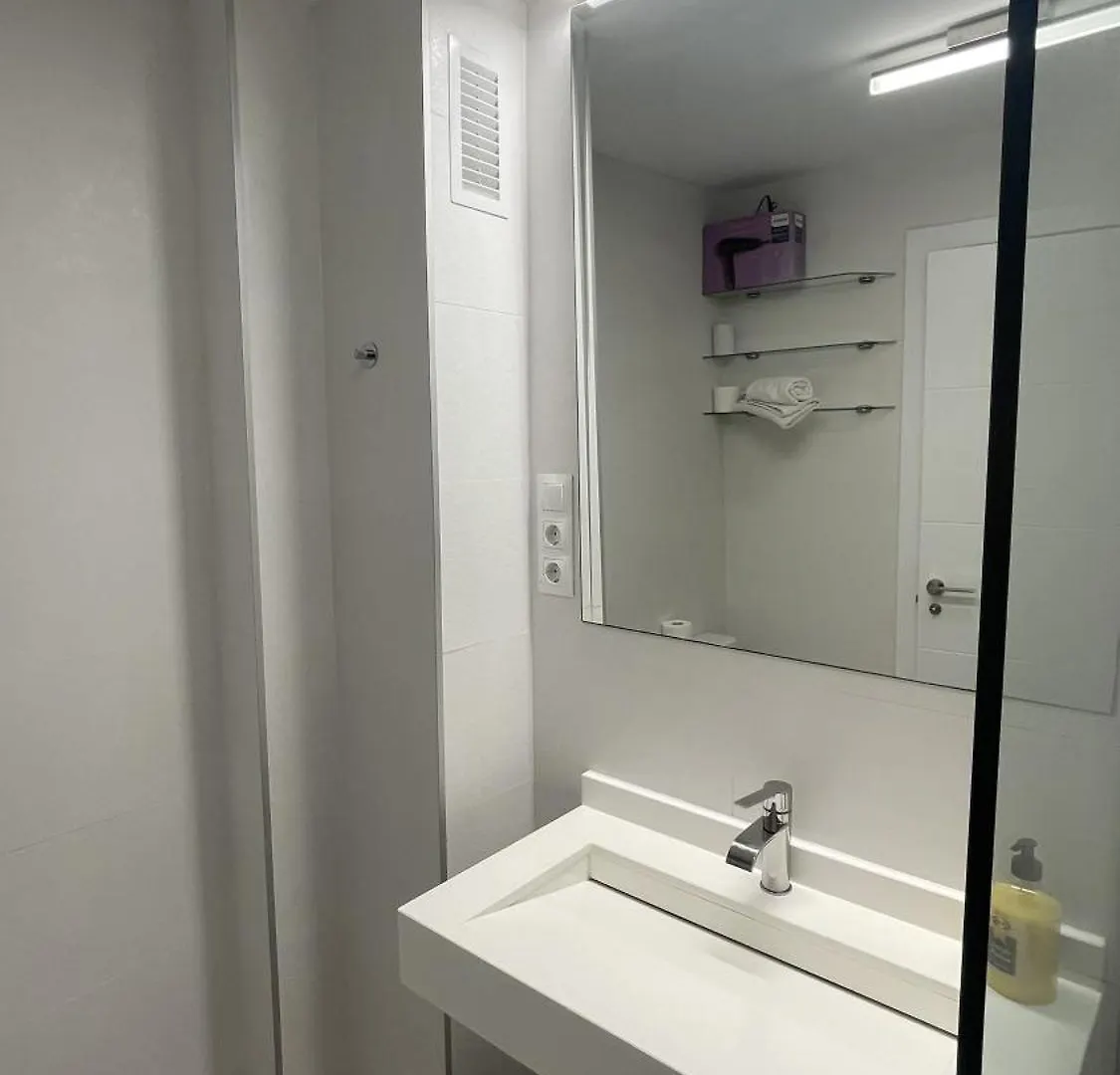 Fabuloso Apartamento A 50M De Playa Centrico Torre Del Mar Apartment
